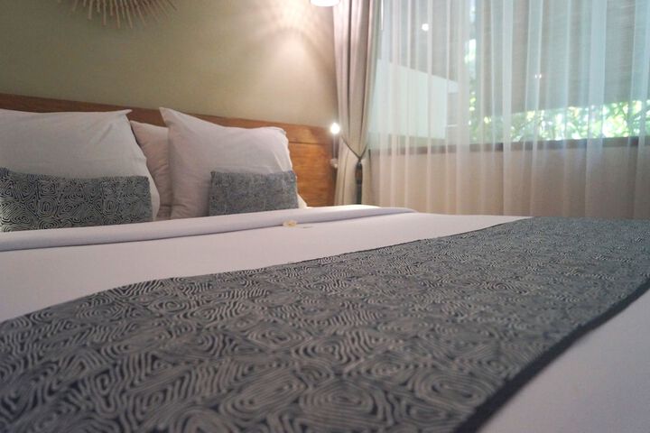 Room 10 of 65