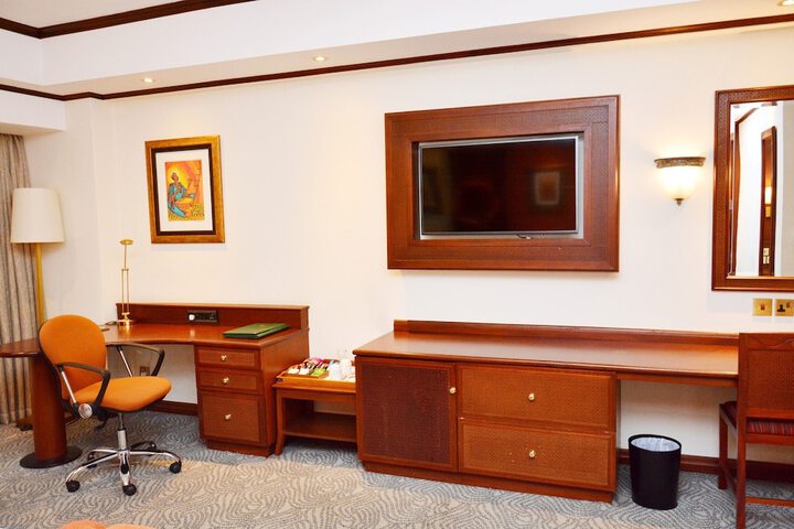 Room 19 of 62