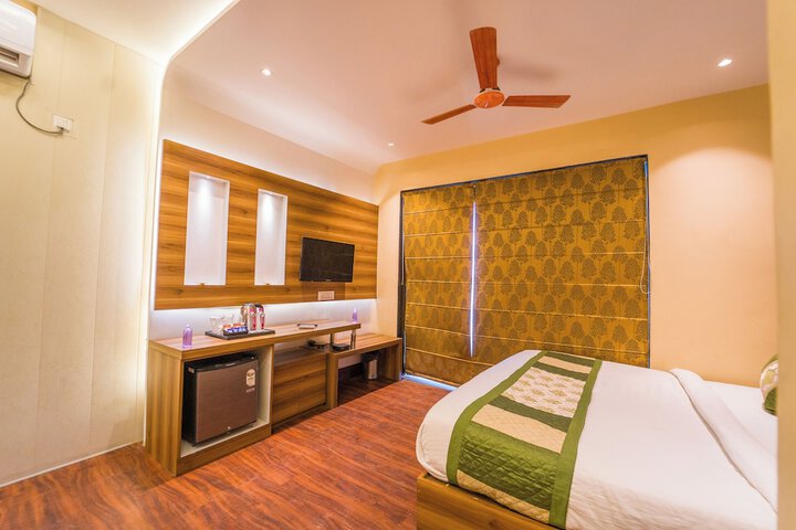 Room 17 of 49