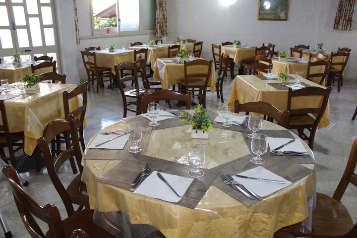 Dining 92 of 121