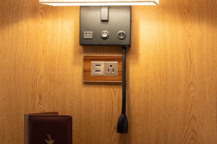 Room 20 of 83