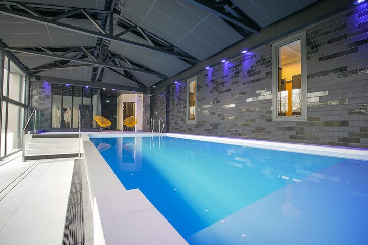 Pool 28 of 47