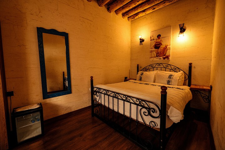 Room 64 of 121