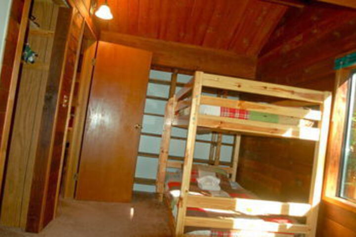 Room 201 of 697