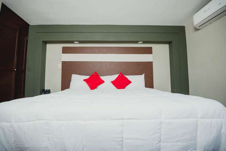 Room 20 of 42