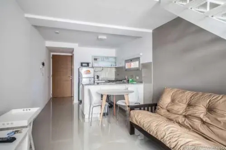 Room 3 of 9