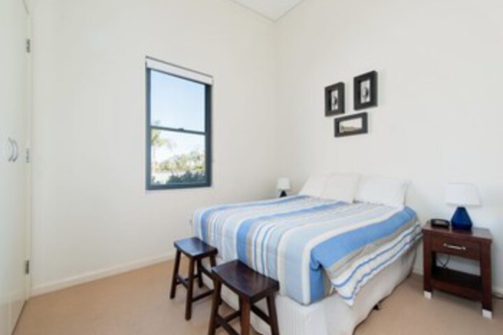 Room 16 of 22