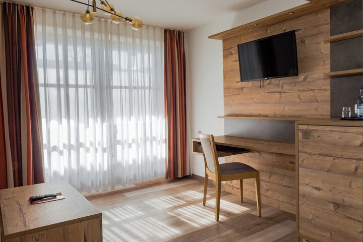 Room 6 of 58