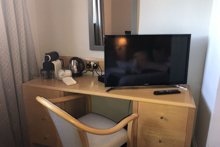 Room 14 of 88
