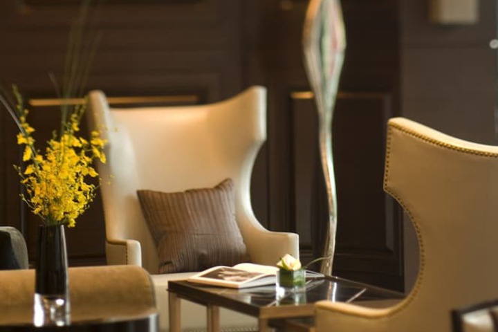 Guest Lobby