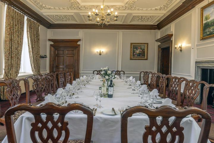 Dining 60 of 85
