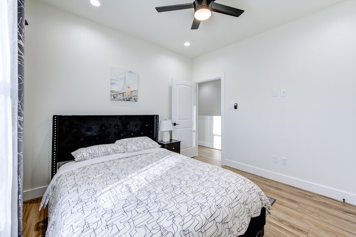 Room 3 of 30