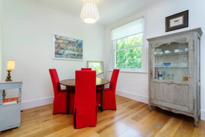 Room 8 of 21