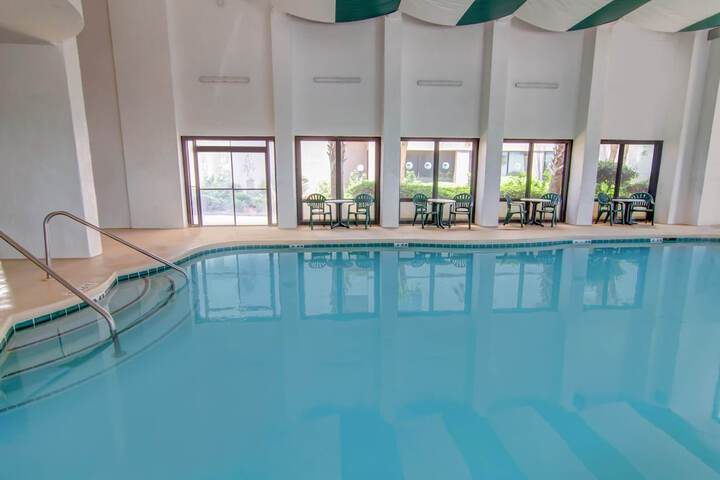 Hotel with Pool