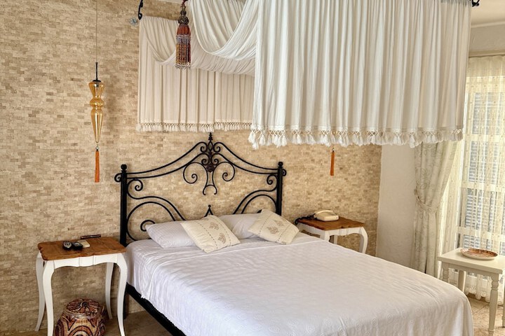 Room 4 of 29