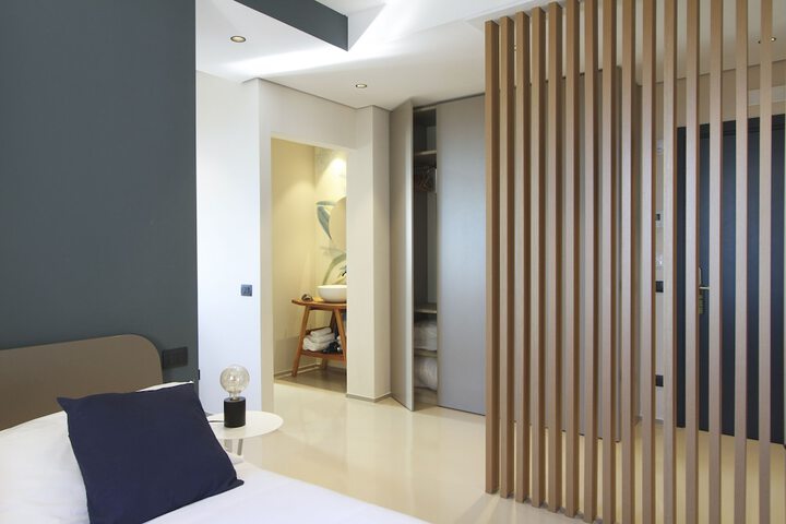 Room 12 of 68