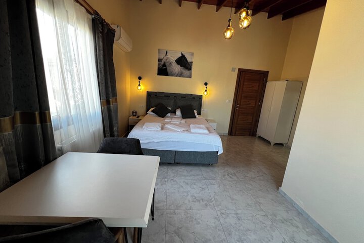 Room 15 of 58
