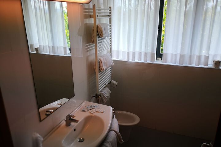Room 41 of 89