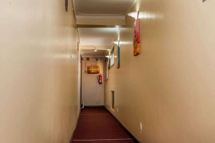 Ballroom/Hall 39 of 46