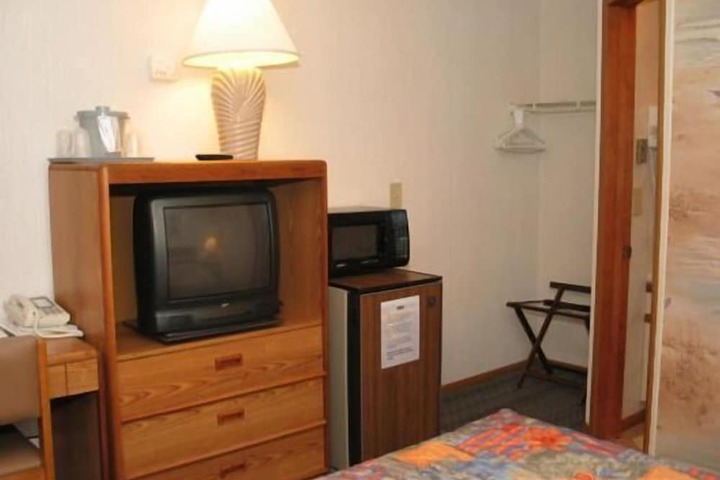 Room 5 of 22