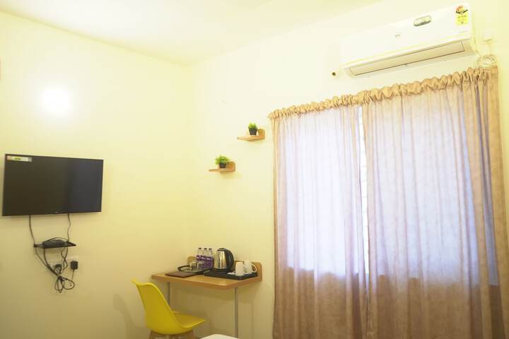 Room 34 of 60