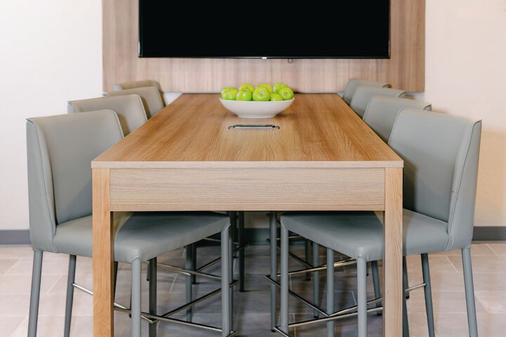 Breakfast/Coffee Service 25 of 27