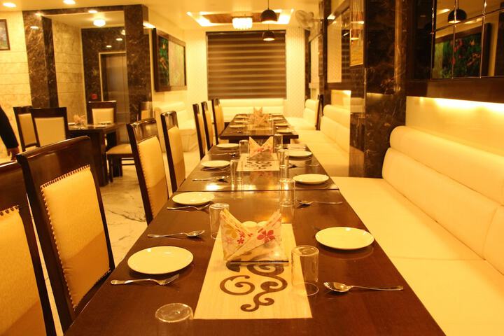 Dining 81 of 123