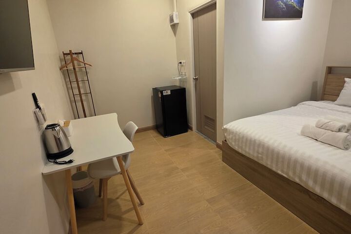 Room 14 of 41