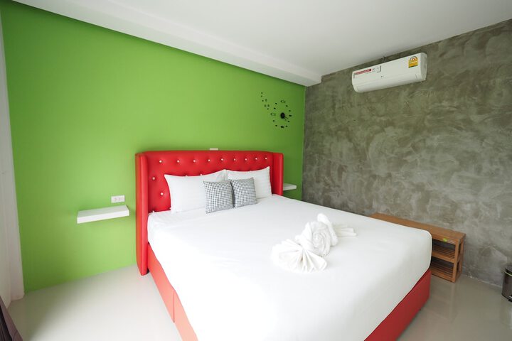 Room 3 of 57