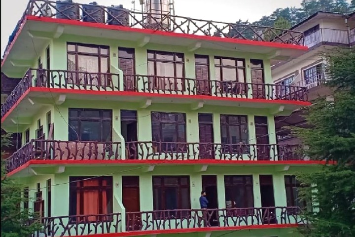 HOTEL PINE SPRING