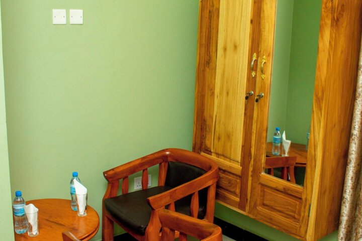 Room 21 of 55