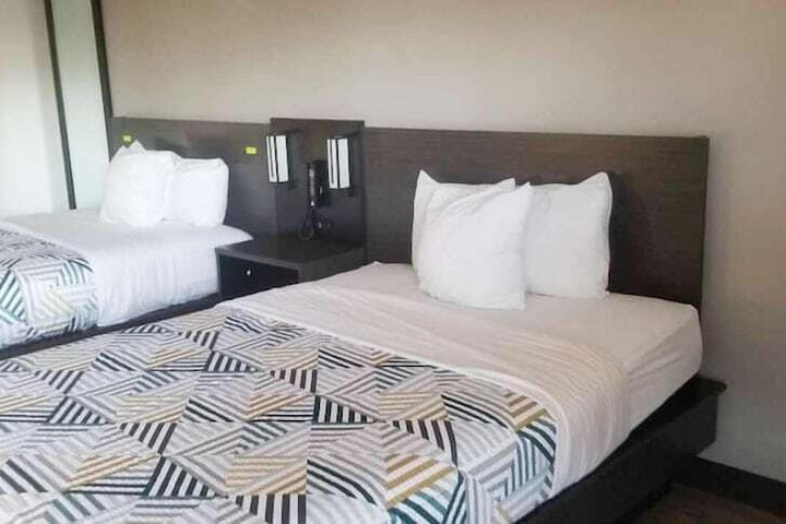 Room 14 of 26