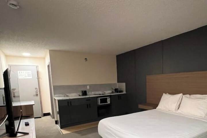 Room 7 of 52