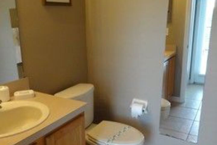 Room 2 of 43