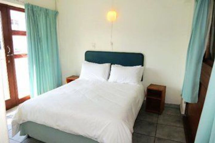 Room 6 of 20