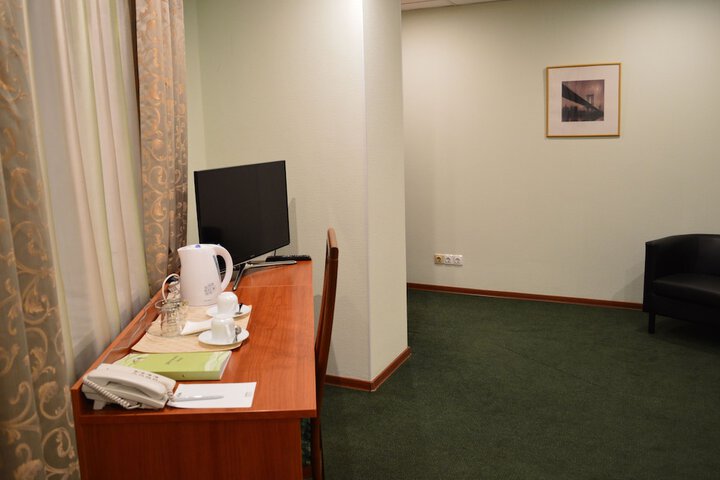 Room 22 of 45