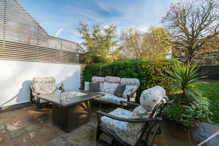 Breathtaking Putney Home with Gorgeous Garden