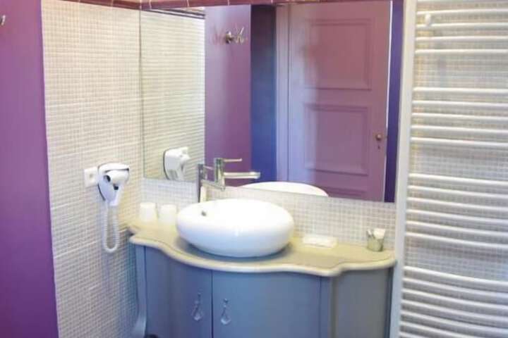 Clean Restrooms
