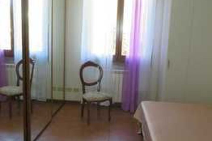 Room 18 of 36