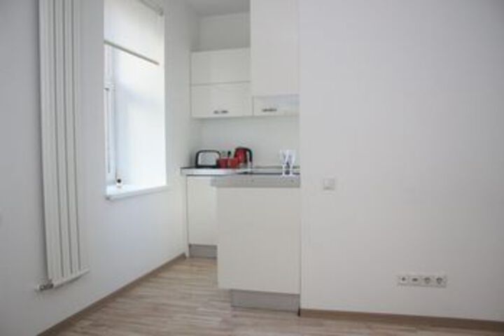 Room 25 of 34