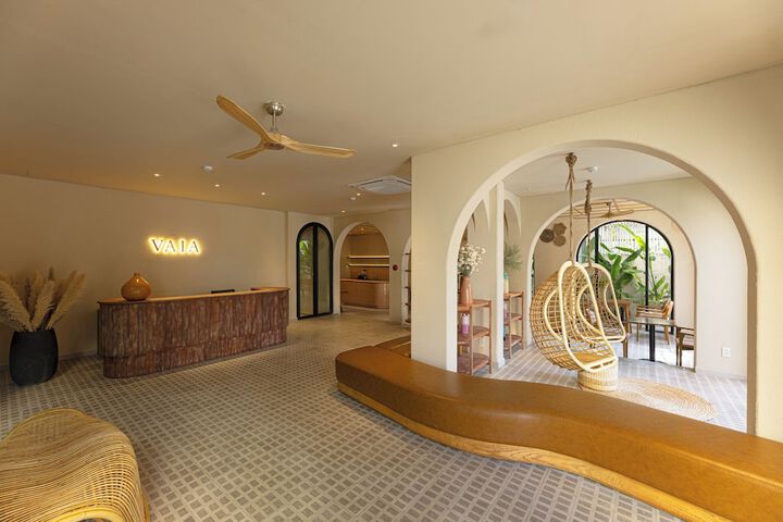 Lobby Photos