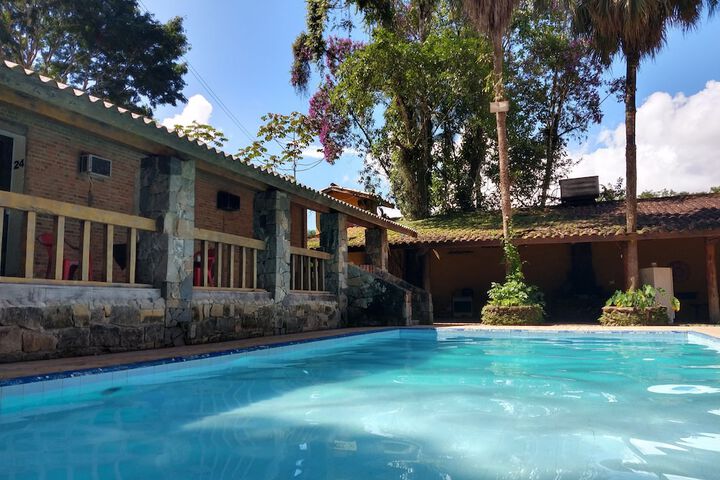 Pool 94 of 135