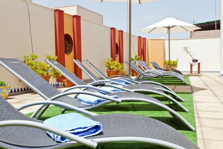 Pools & Facilities