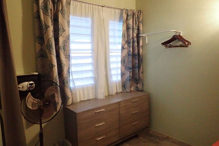 Room 18 of 83