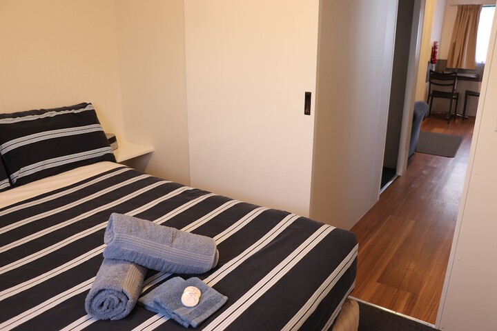 Room 9 of 91