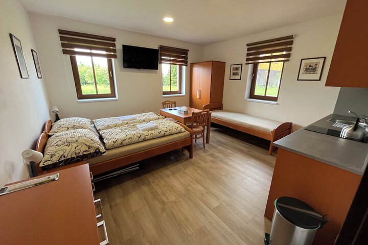 Room 5 of 50