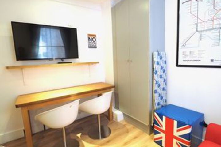 Room 58 of 96