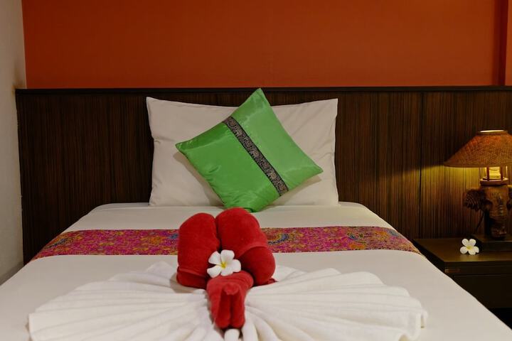 Room 20 of 128
