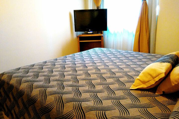 Room 13 of 36