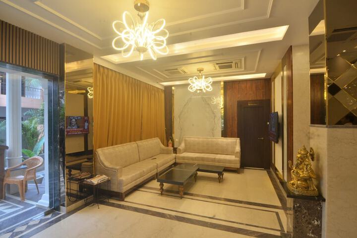 Hotel Interior 5 of 37
